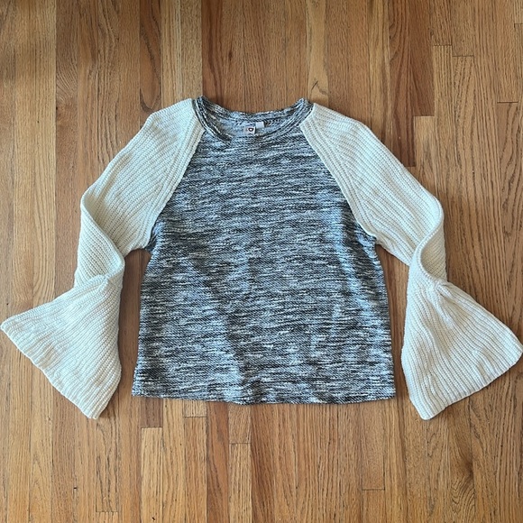 Anthropologie Dolan Mixed Knit Color Block Bell Sleeve Sweater - Picture 3 of 7